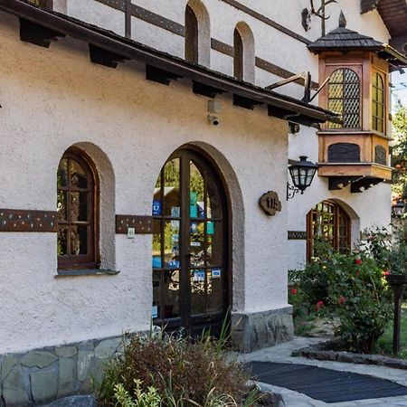 Hosteria La Posta Del Cazador Сан-Мартин-де-лос-Андес Экстерьер фото