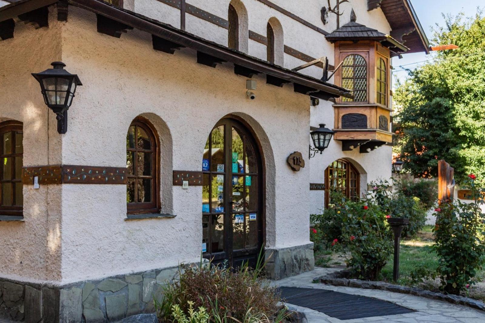 Hosteria La Posta Del Cazador Сан-Мартин-де-лос-Андес Экстерьер фото