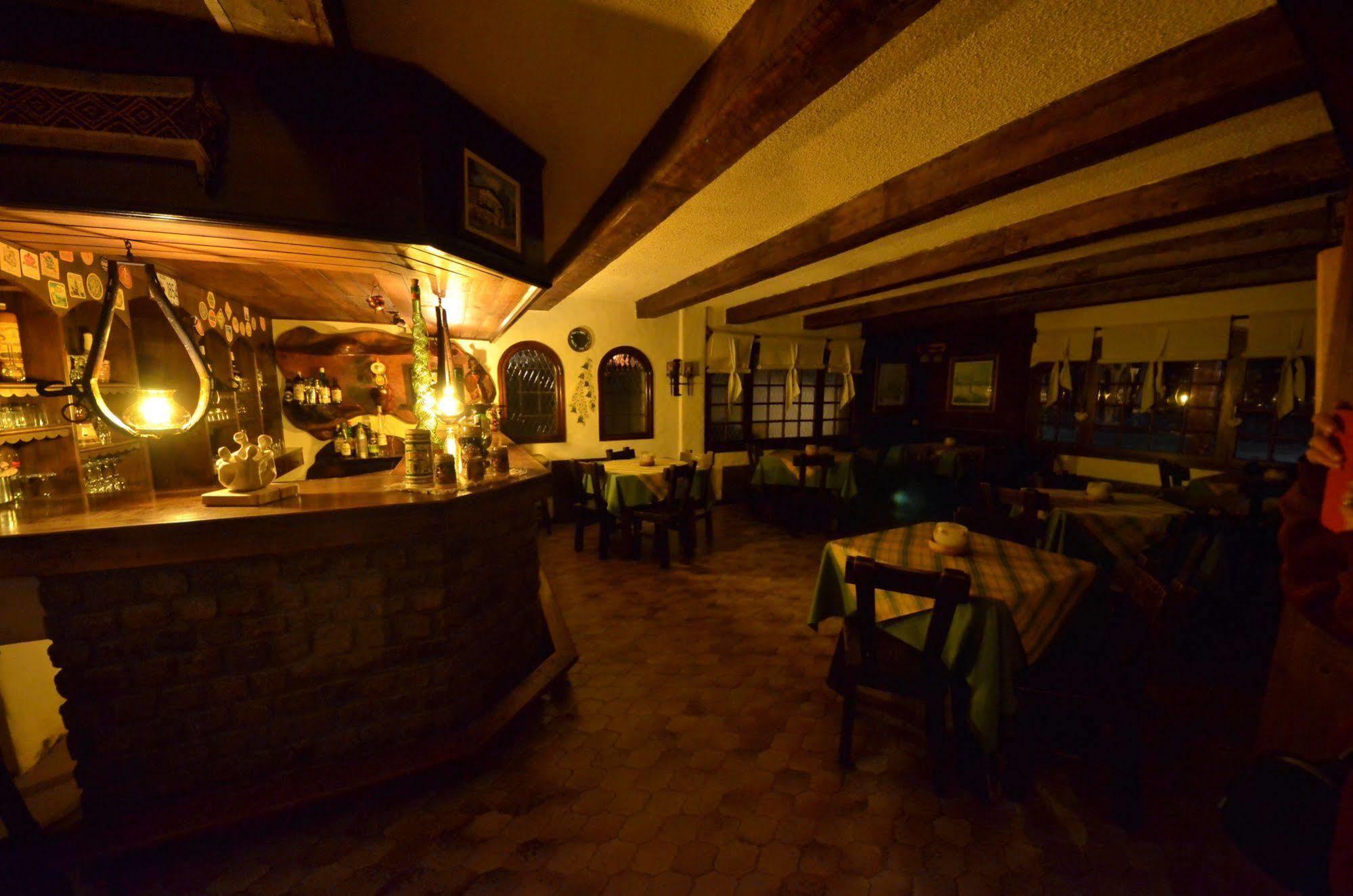 Hosteria La Posta Del Cazador Сан-Мартин-де-лос-Андес Экстерьер фото